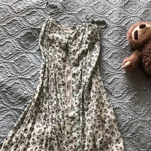 Light mint dress with blue flowers 🍃